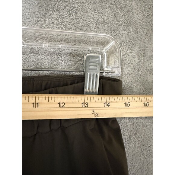 Lululemon On The Fly Crop Cropped Dark Olive Pants Women Size 6 Stretch Travel - Picture 7 of 8